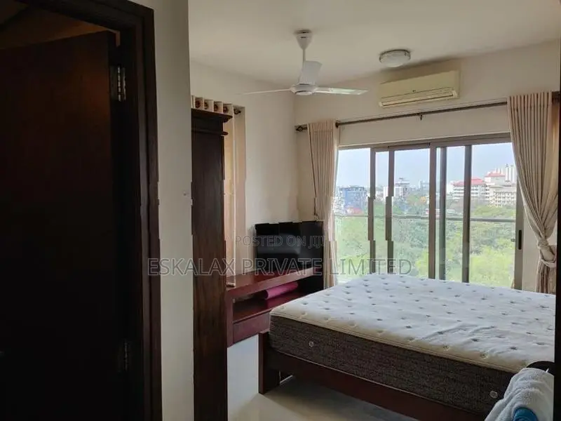 Iconic 110 Furnished Apartment for Rent in Rajagiriya - EA582
