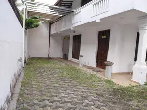 Excellent House for Sale Borelesgamuwa