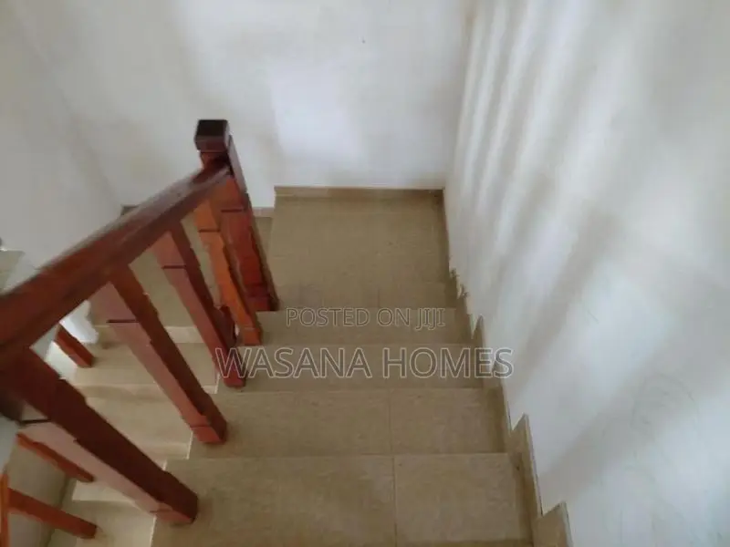 Excellent House for Sale Borelesgamuwa