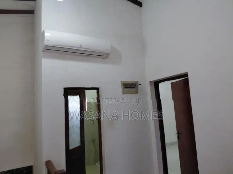 Excellent House for Sale Borelesgamuwa