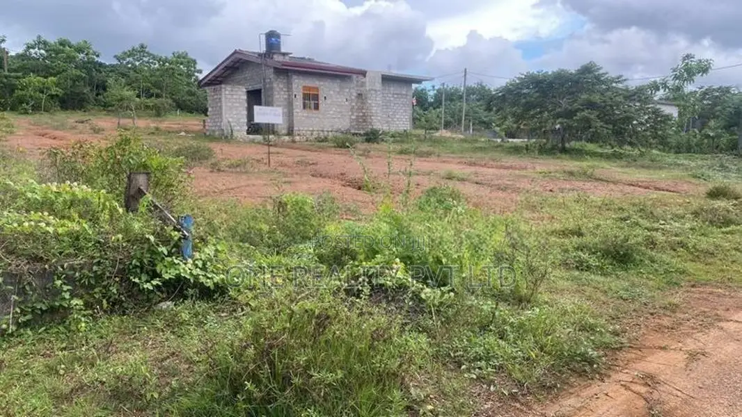 Land with All Facilities Walipanna