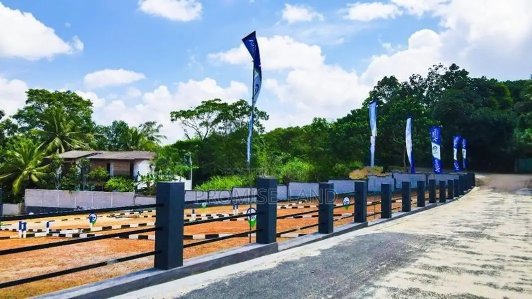 Vidyala Handiya Lands T01