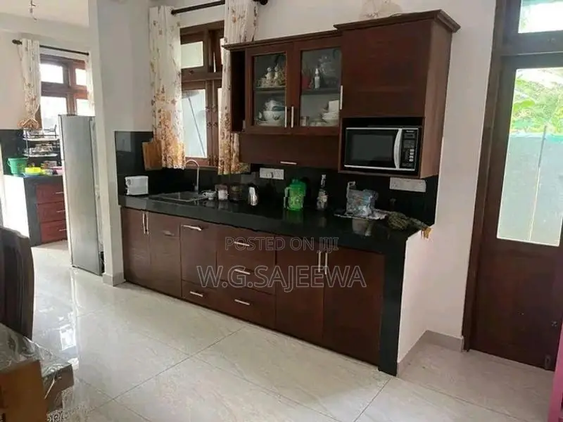 Newly Built Solar Powered House Rent in Homagama Town