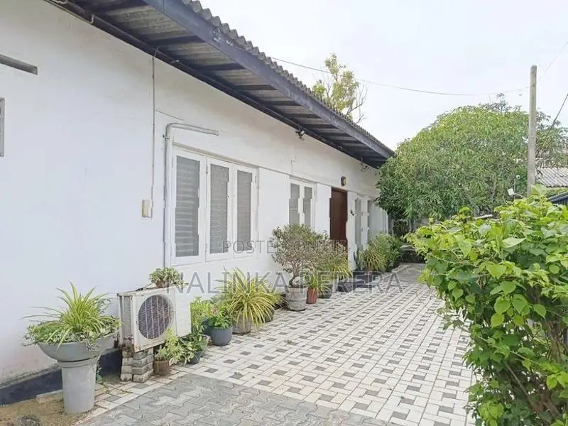 House for sale in Uyana - Moratuwa