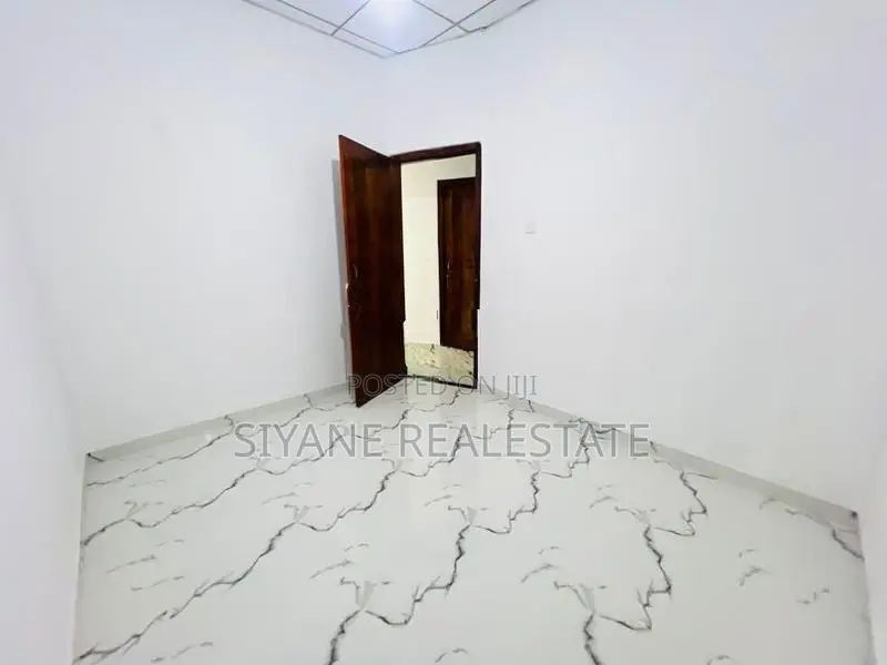 ගම්පහ යක්කල නගර ආසන්නව නවීන තනිමහල් නිවස/ New House Gampaha Yakkala