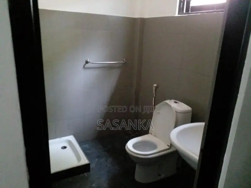 Nugegoda Jambugasmulla Mawatha Single Story House for Sale.