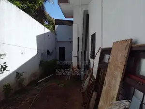 Nugegoda Jambugasmulla Mawatha Single Story House for Sale.