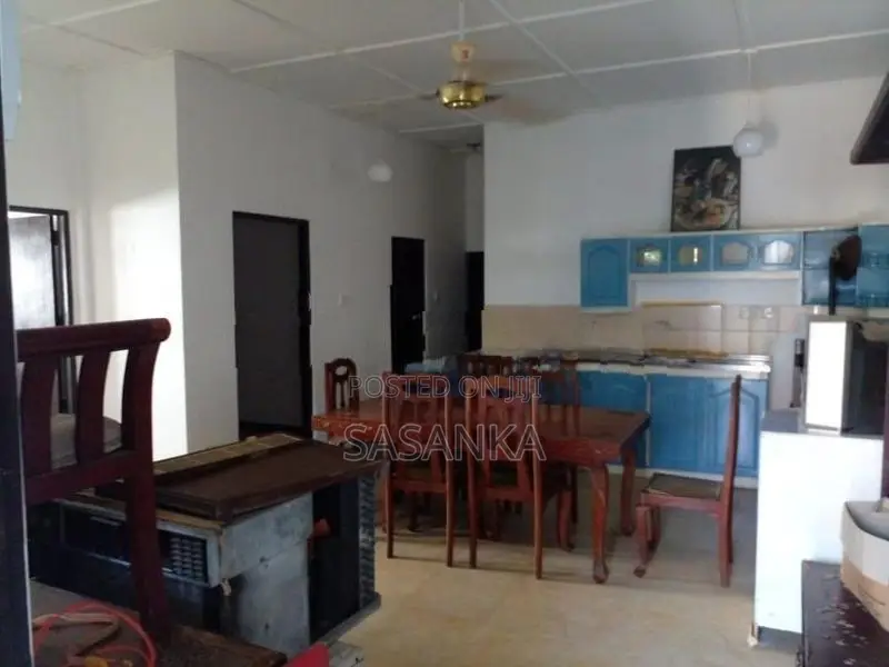 Nugegoda Jambugasmulla Mawatha Single Story House for Sale.