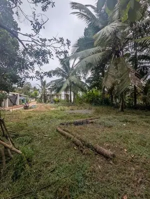 කඩවත – පියරත්න මාවතෙන් ඔබේ සිහින නිවසට වටිනා ඉඩමක්!