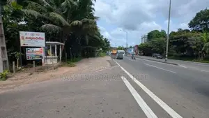කඩවත – පියරත්න මාවතෙන් ඔබේ සිහින නිවසට වටිනා ඉඩමක්!