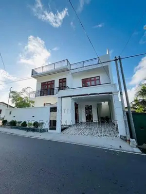Piliyandala - Brand New House for sale