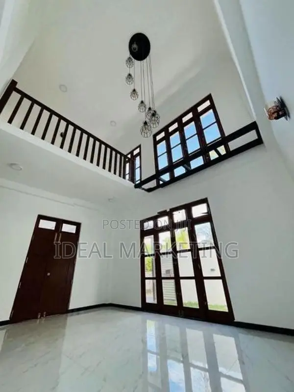 Piliyandala - Brand New House for sale