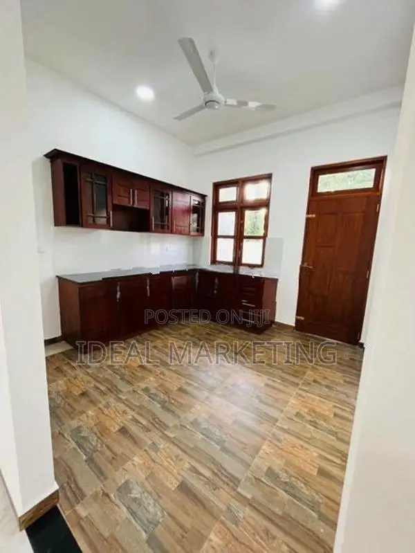 Piliyandala - Brand New House for sale