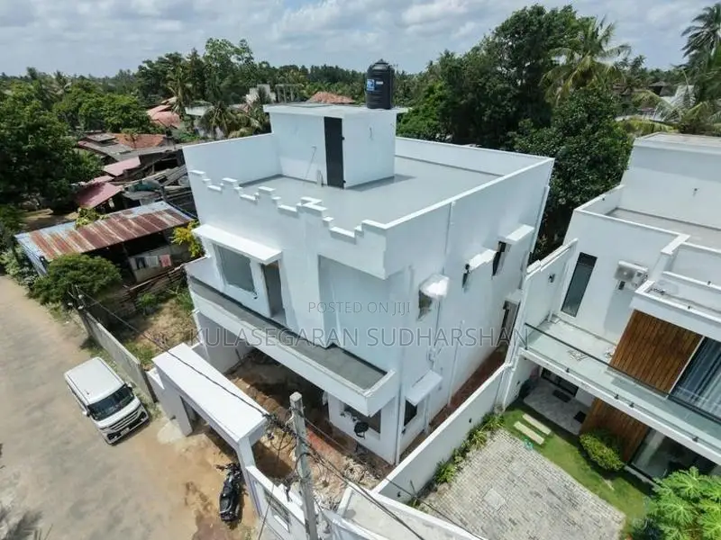New Luxury House for Sale in Wattala,Mahabage