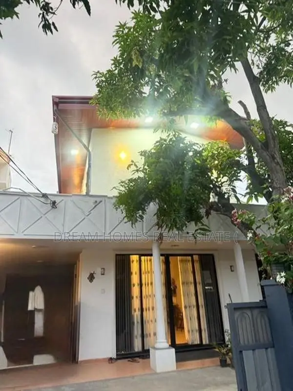 Modern 2-Bedroom House for Rent – Hendala, Wattala