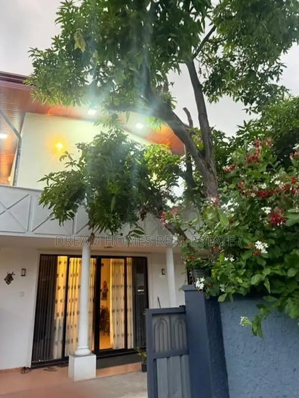 Modern 2-Bedroom House for Rent – Hendala, Wattala