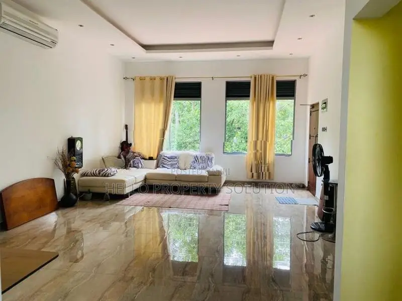 Hours for Rent in Pannipitiya
