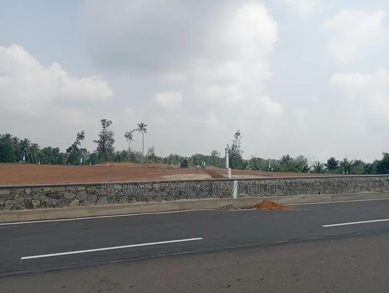 10 km to kottawa town