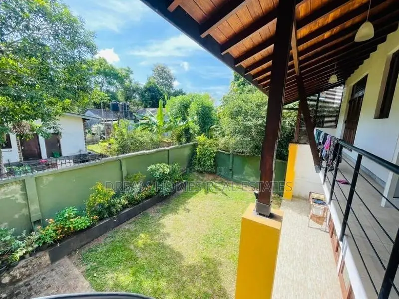 Luxury House for Sale in The Heart of Kadawatha
