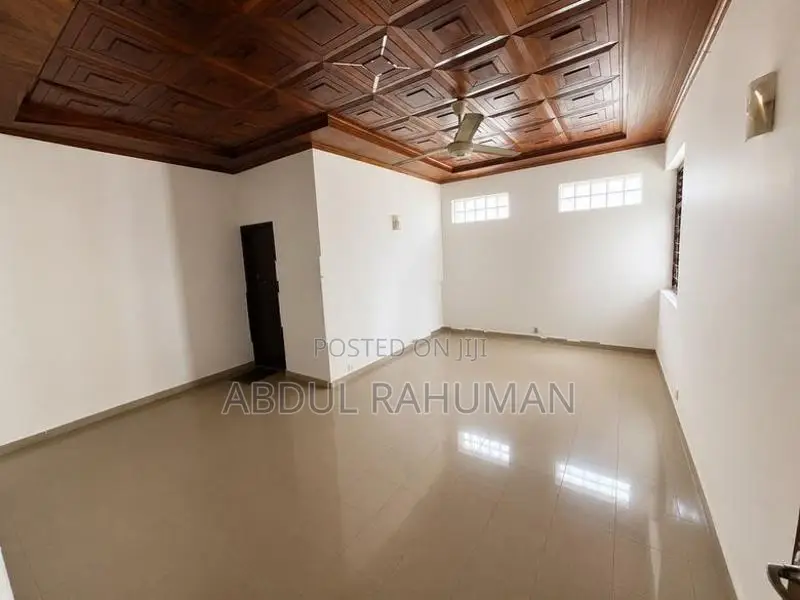 Commercial Space Office in Nedimala Dehiwela