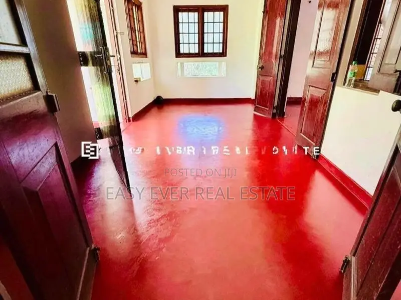වාද්දූවෙන් වටිනා Antique House එකක් දැන් ඔබේම කරගන්න!