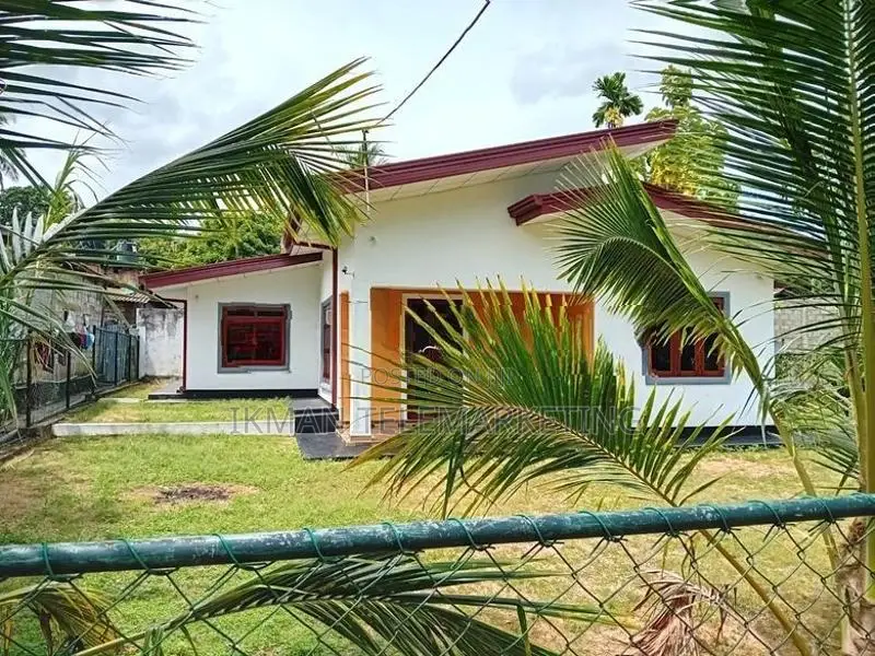 Newly Built Modern House for Sale in Kurunegala, Mawathagama