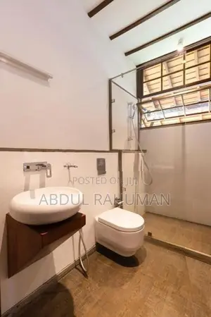 Luxuruinshed Semi Fursnidhed 2 Story House 7 Rooms Battaramulla