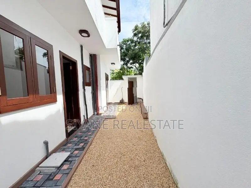 Brand New House for Sale in Piliyandala, Kesbewa