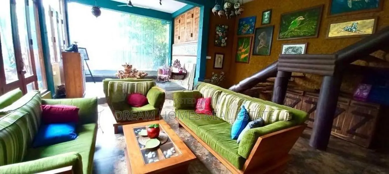 4-Story Tourism-Approved 4BR House in Battaramulla