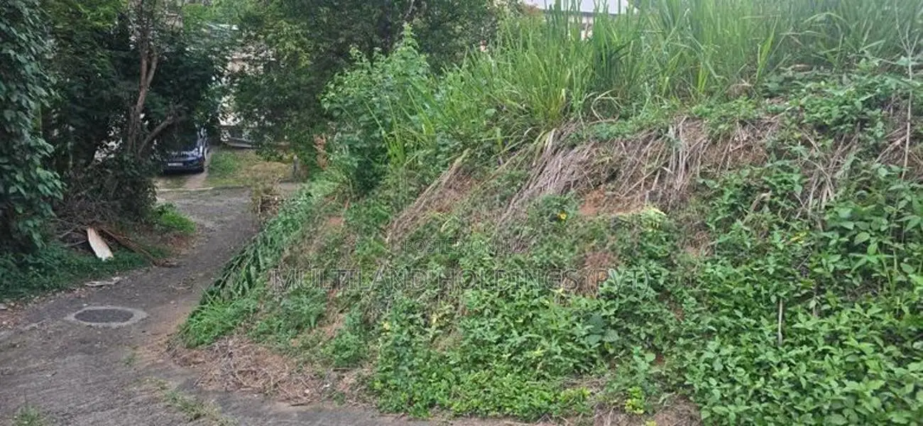 10P Land for sale in Kandy City