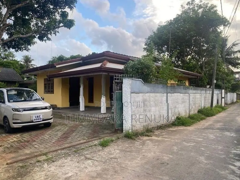 House for Sale in Mahara Kadawatha
