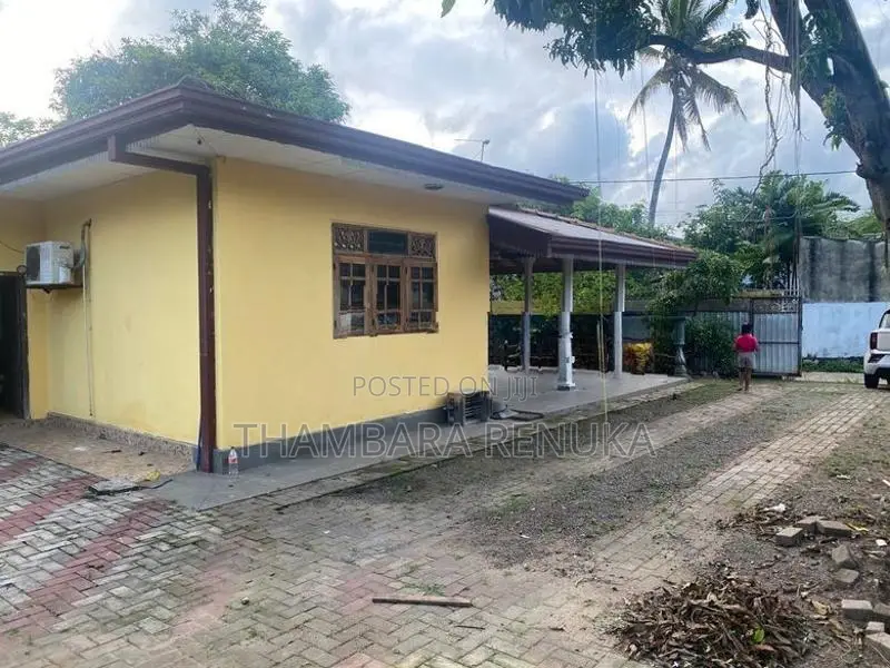 House for Sale in Mahara Kadawatha
