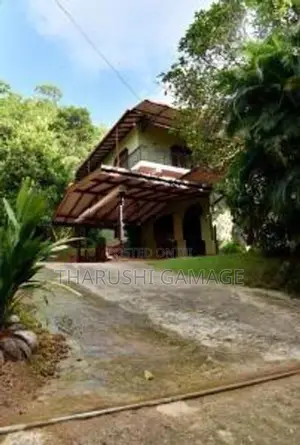 4 Bedroom House for Sale in Galle, Wakwella