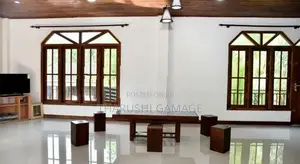 4 Bedroom House for Sale in Galle, Wakwella