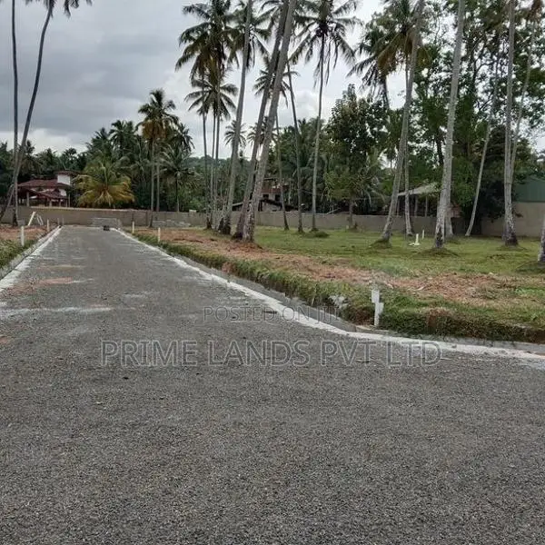පැල්ලන්දෙණිය හන්දියෙන්ම සුපිරි ඉඩමක්