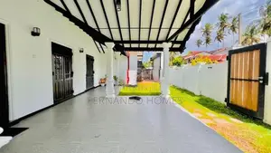 Awful Single Story House For Sale Negombo Kadirana