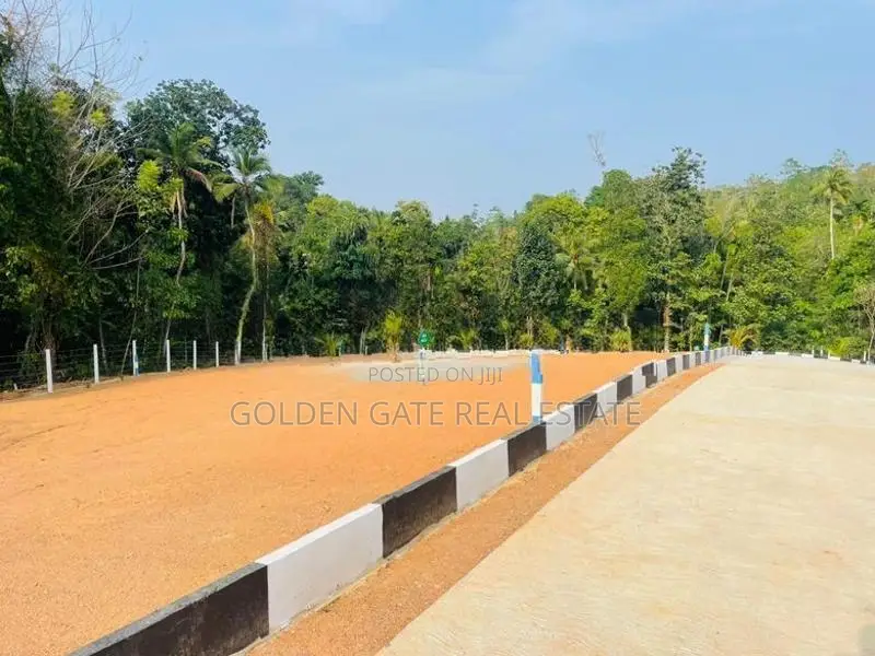Land for Sale in Yakkala