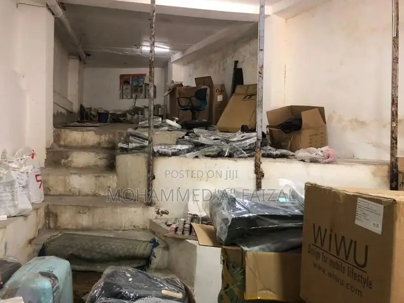 Shop For Rent in Bandaranaike Mawathe Colombo12