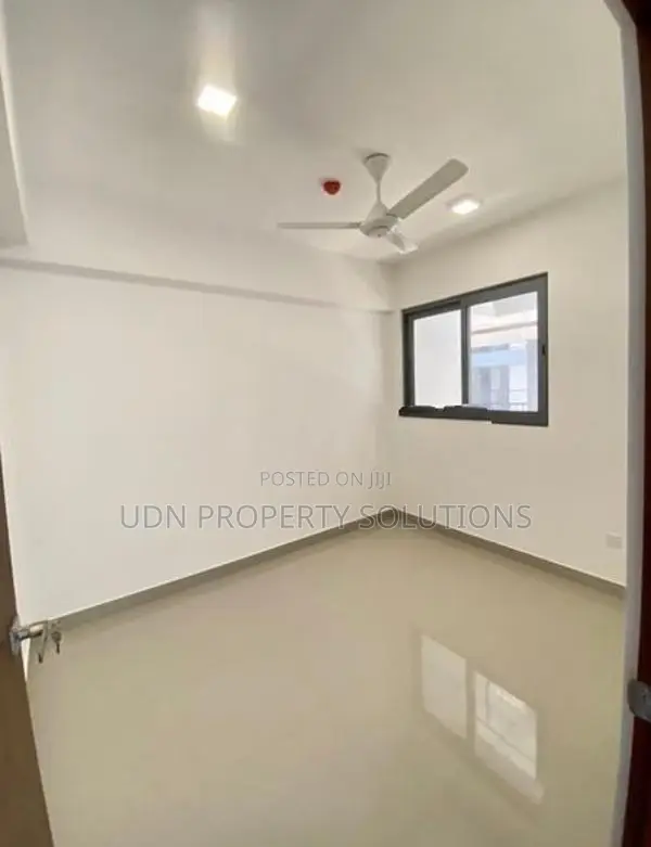 Unfurnished 2BR Apartment for Rent in Oval View,Borella