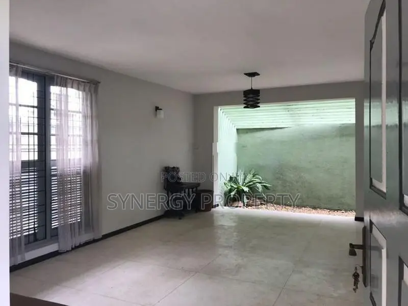 ARCHITECT-DESIGNED HOUSE FOR SALE – KIRIBATHGODA(HO-GAMKG-243)