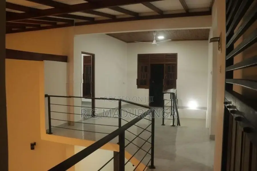5-Bedroom Two-Story House for Sale – Kiriwaththuduwa, Homagama