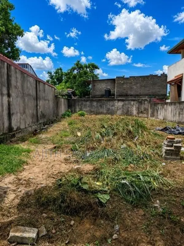 9.5 Close to Highleval Road, Nawinna
