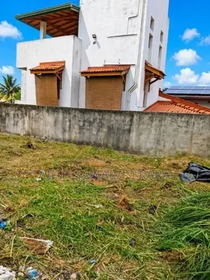 9.5 Close to Highleval Road, Nawinna