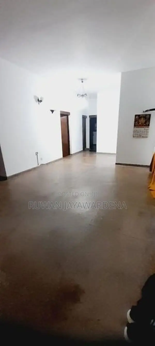 3 Story House for Sale - 50m to Negombo Road Mabola, Wattala