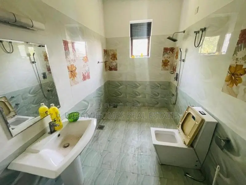 Luxury House for Sale in Kiribathgoda