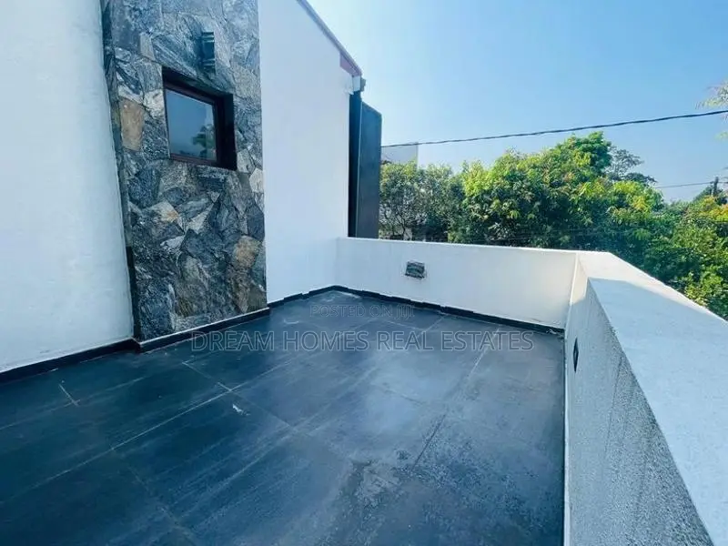 Luxury House for Sale in Kiribathgoda
