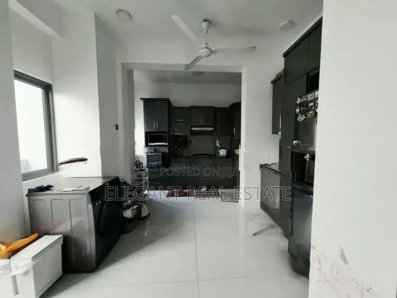 Trend Panorama - 04 Bedroom Apartment for Sale in Colombo 06 (A6563)