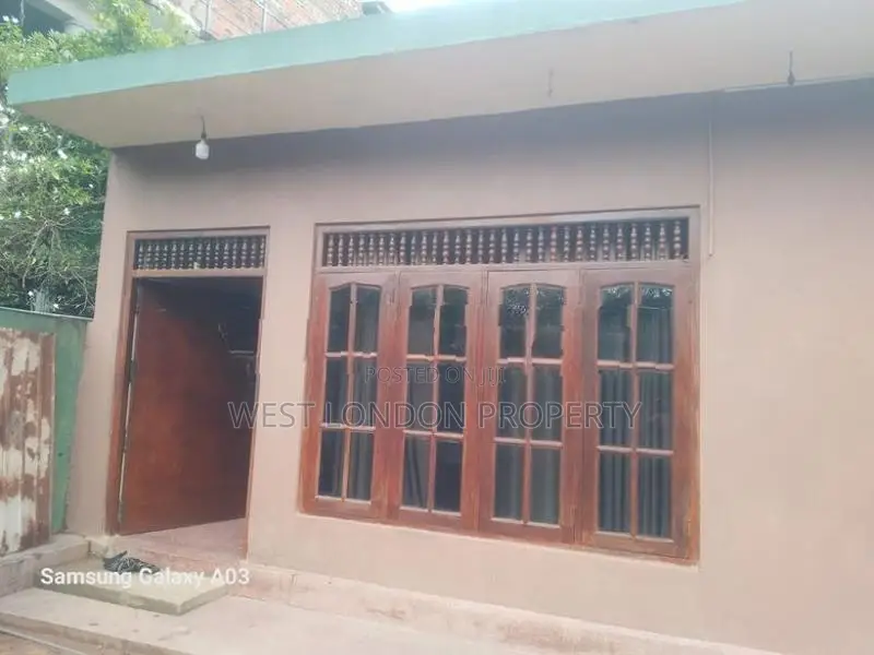 Narahenpita | Valuable House with Land for Sale