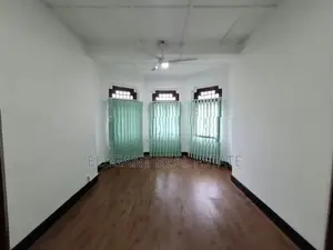 04 Bedroom Unfurnished Upstair House for Rent in Colombo 4 (A6541)