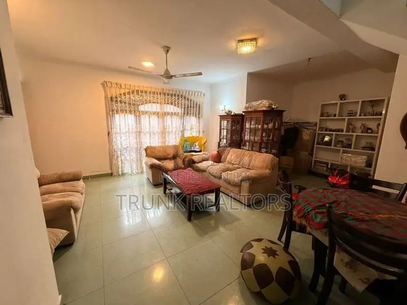Colombo 05 05BR House For Rent (NK11694)